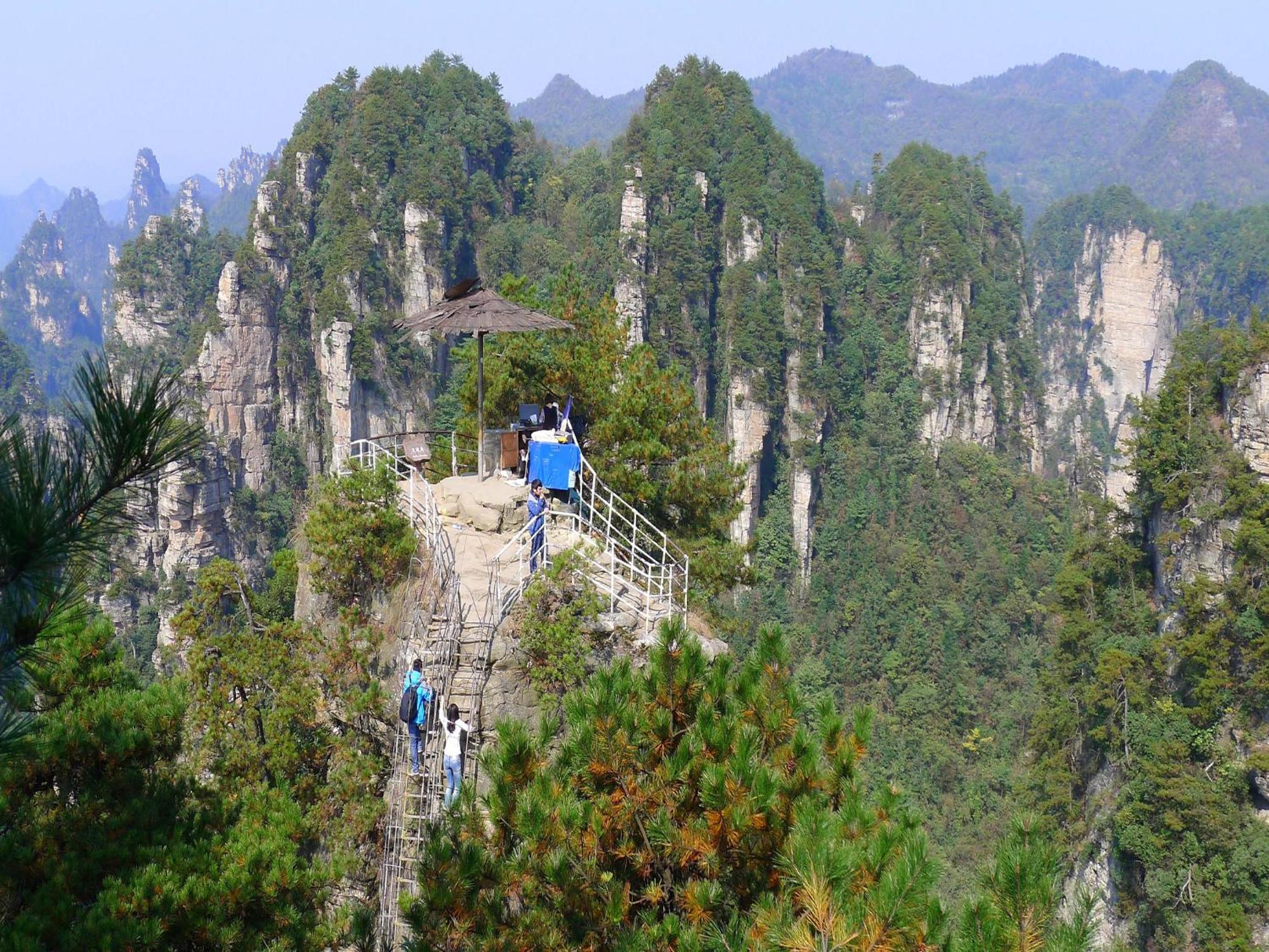 Zhangjiajie Dreamway Hotel - Free Pick Up Service Exteriör bild