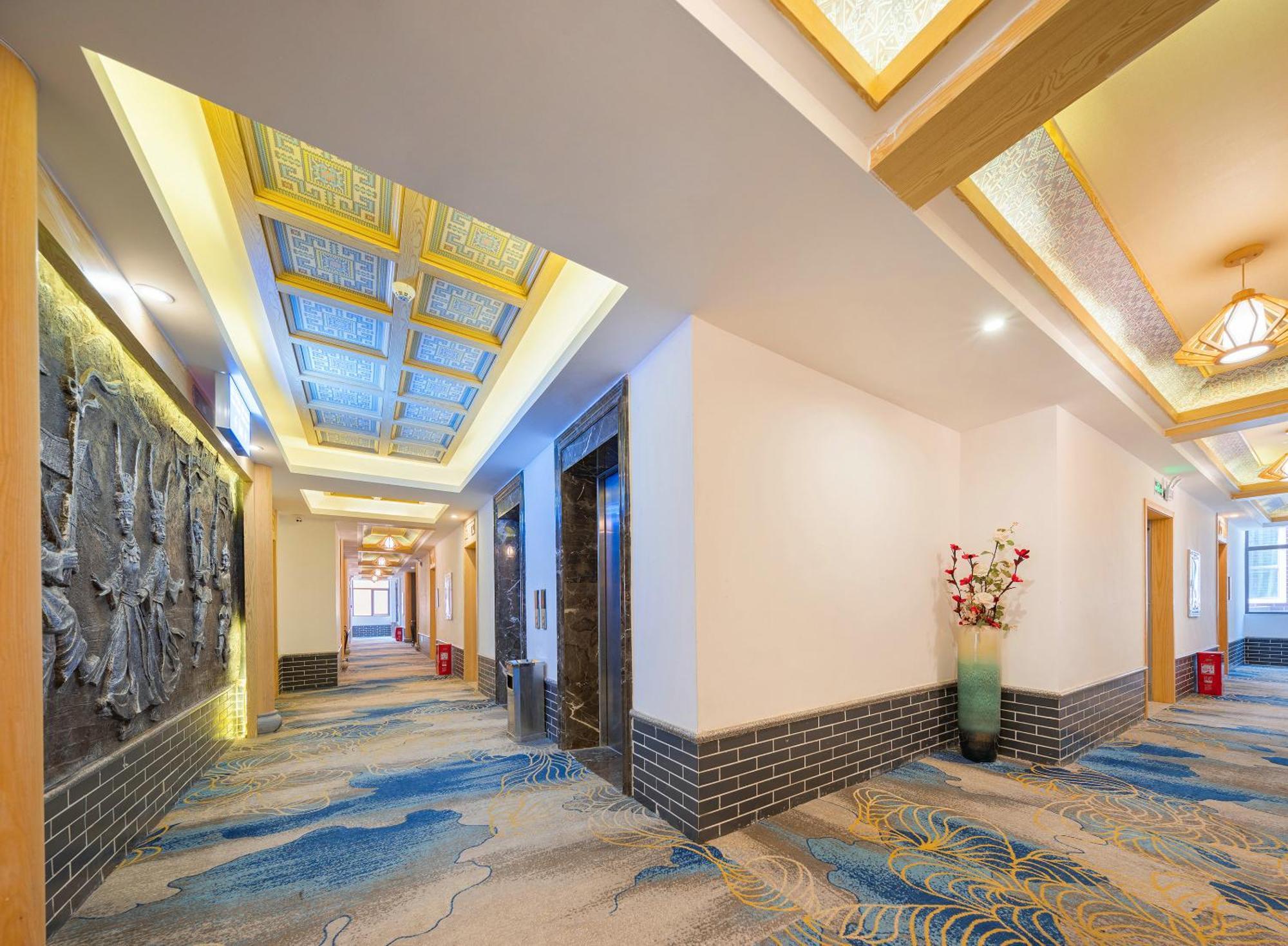 Zhangjiajie Dreamway Hotel - Free Pick Up Service Exteriör bild